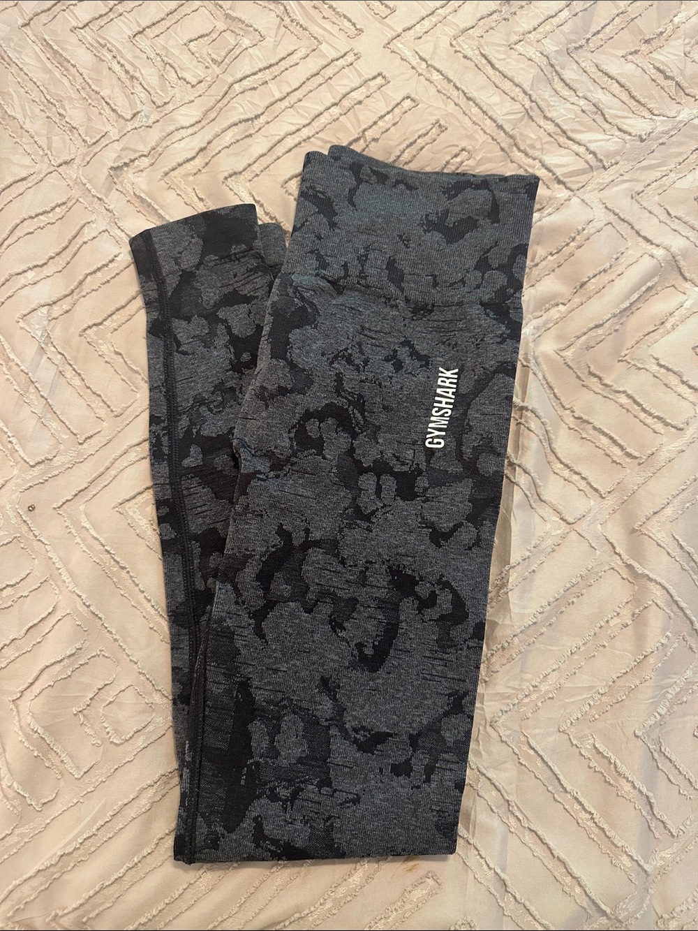 Gymshark Women’s Black & Gray Camo Leggings
